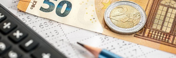 Il “Decreto anticipi” e la tassa di soggiorno: quando l’austerità si scarica sul territorio